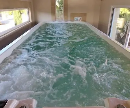 Chateau De Valloubiere Panzió Saint-Jean-de-Fos